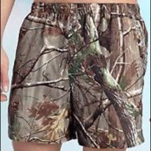 NWT Mens Columbia PFG Shorts camouflage